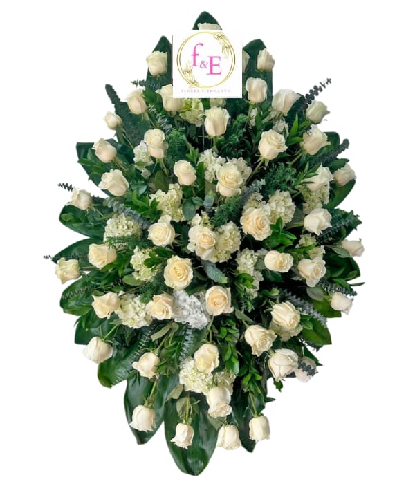 Óvalo de 50 Rosas Blancas Pureza Eterna .