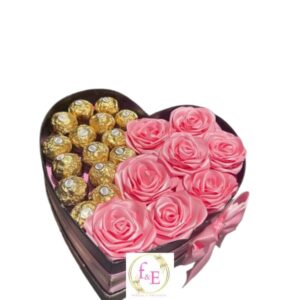Box Corazón con Rosas de Jabón y Bombones