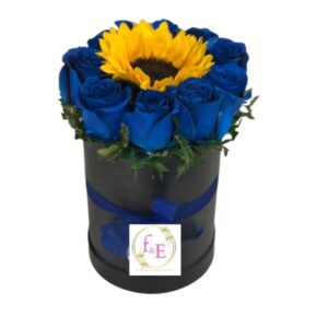 Box de Rosas Azules con Girasol Realce .