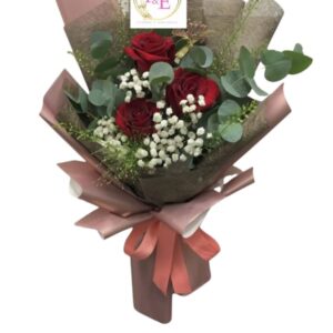 Ramo Rosas Rojas con Toque Campestre.