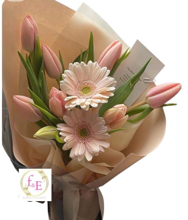 Ternura en Tulipanes y Gerberas.