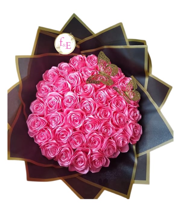 Ramo Rosa Pastel – 50 Rosas .
