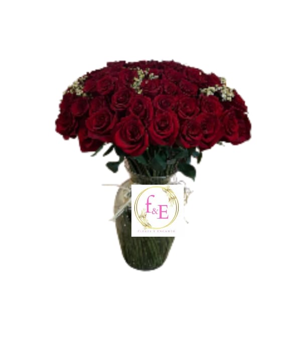 Florero Samaritano de 24 Rosas Rojas: Pasión y Elegancia.