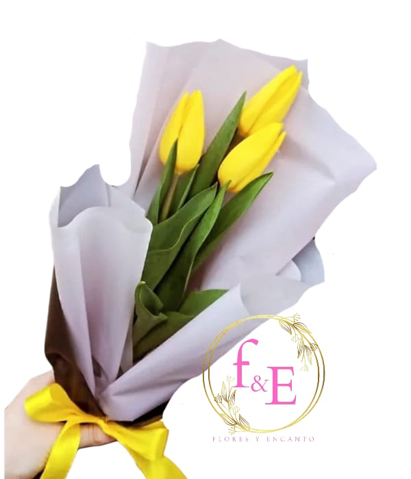 Ramo Trío de Luz Amarilla.