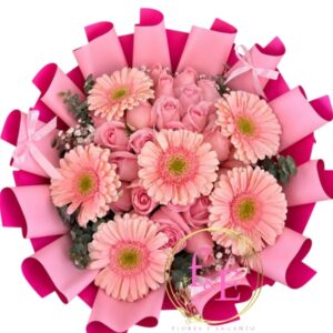 ramo de rosas y gerberas