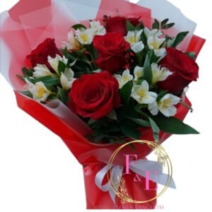 Ramo de 5 Rosas Rojas y Astromelias Blancas